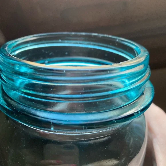 Vintage Aqua Ball Glass Mason Jars with Zinc Lids - Picture 12 of 14